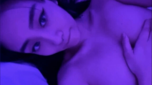 Tiffanobi Naked Big Boobs on bed – Onlyfans video Hot